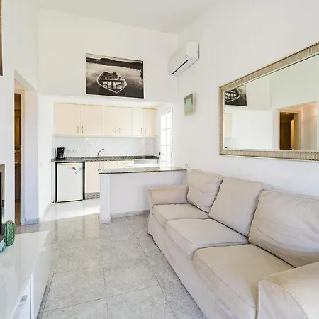 Apartamento Tartanas Corner *